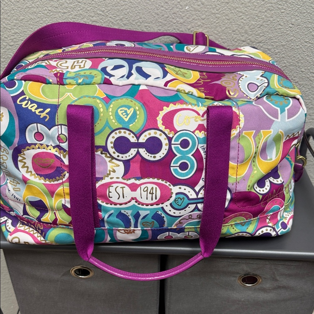 Rare Coach Poppy Graffiti  Duffel with Purple Straps and Luggage Tag- EUC - Picture 9 of 16